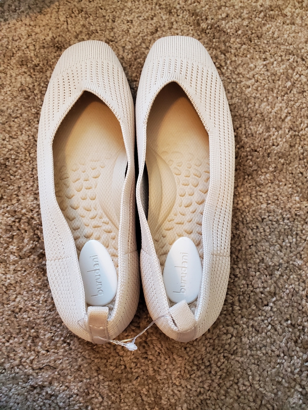 NWOT Burudani Beige Flats Work Office